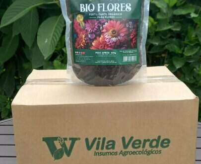 Fertilizante orgânico Bioflores da Vila Verde para flores em destaque com embalagem e caixa personalizada